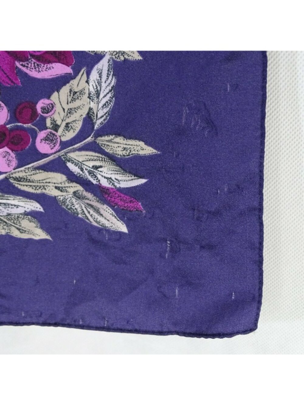 Vintage 80s Tie Rack Head Neck Handbag Scarf Leaves Fruit Purple 31" Italy FLAWS - Picture 6 of 8